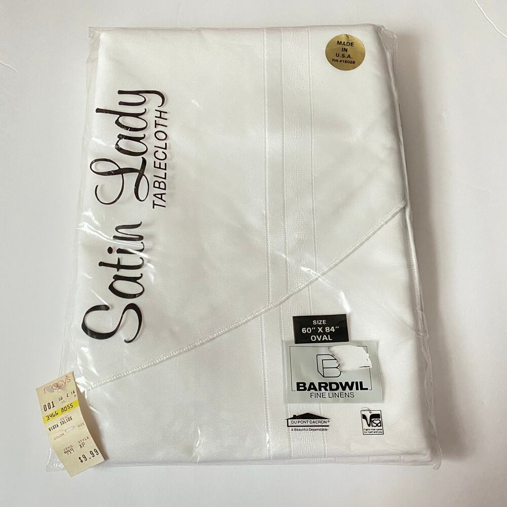 Bardwil Tablecloth White Oval Stain Release Permanent Press 60x84 Vtg Holiday